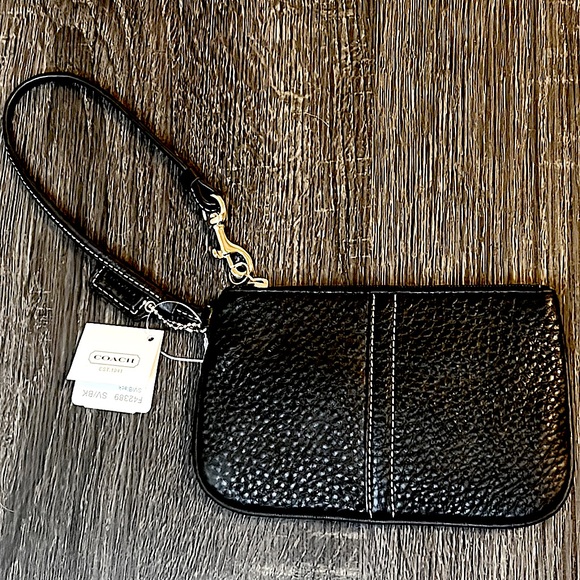 Coach - Pebbled Leather Mini Pouch - Picture 2 of 9